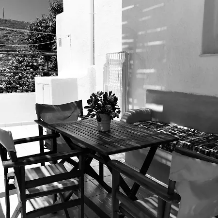 بيت للعطل Stylish For 6 In