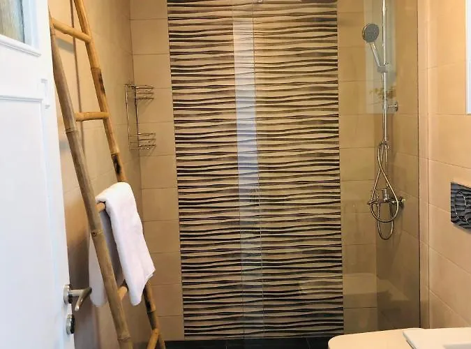 Stylish For 6 In * آداماس